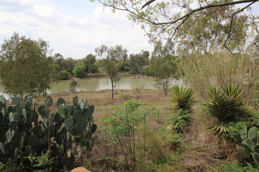 2 Bedroom Property for Sale in Vaal Power A H Free State